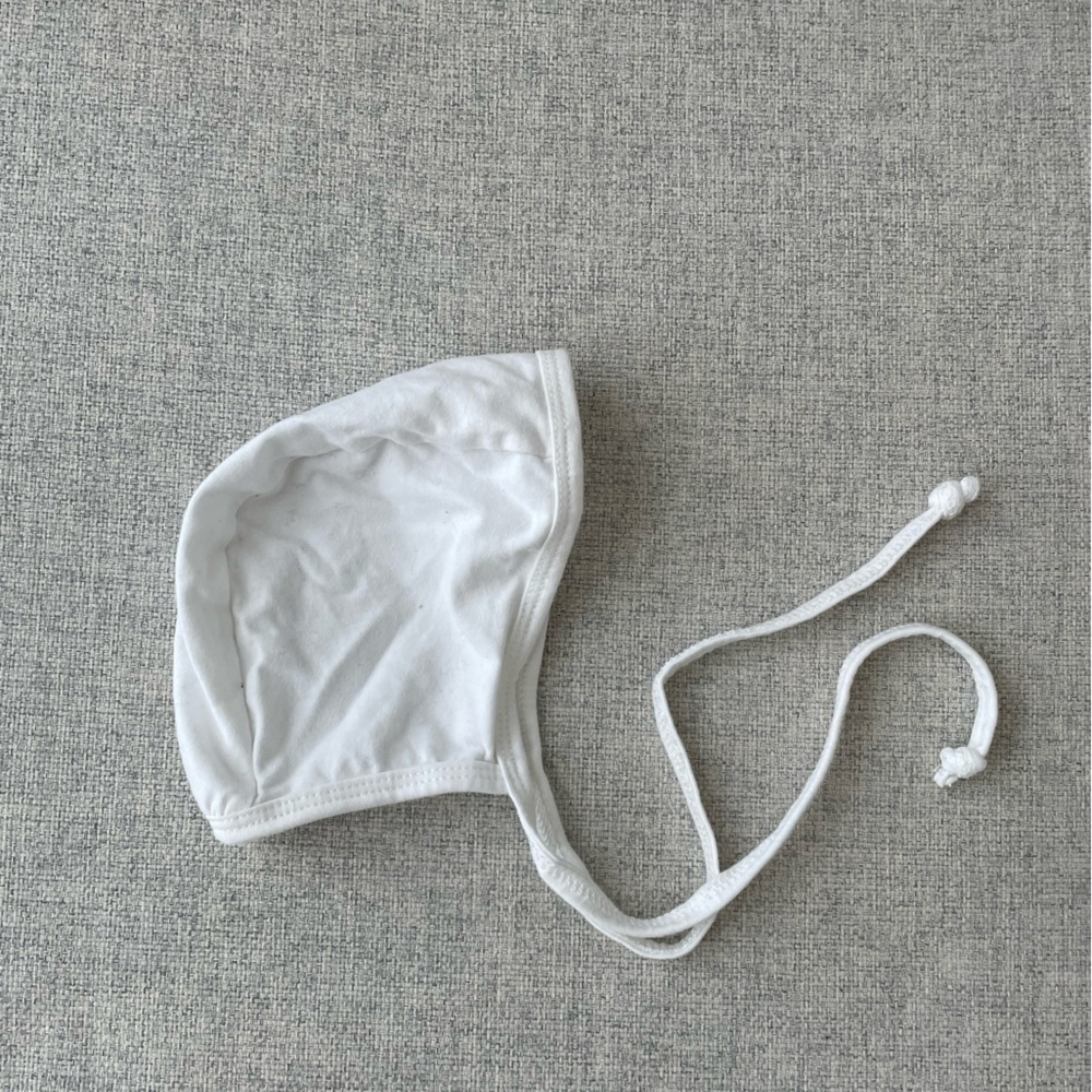 White Baby Bonnet 0-3m
